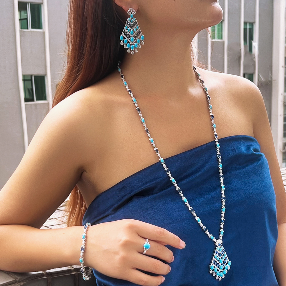 Ethnic Fashion Dubai - CWWZircons 4 pièces Élégant Collier long