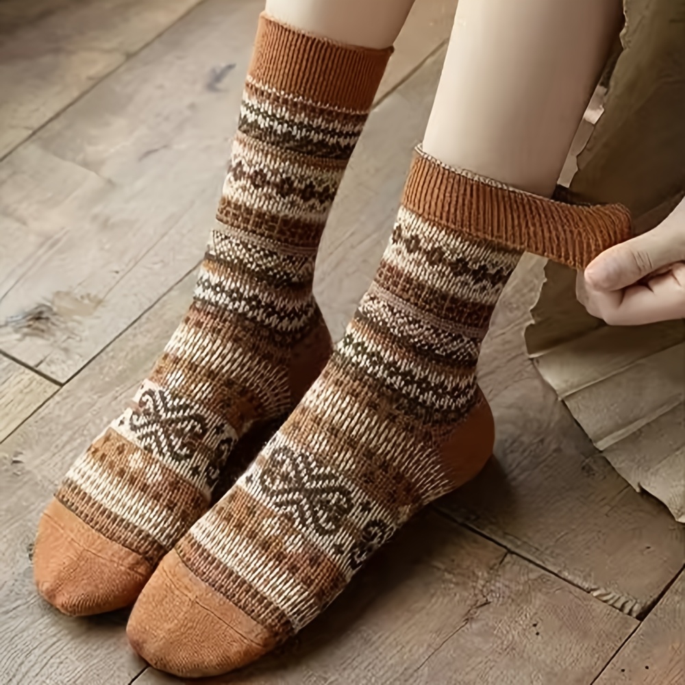 Chaussettes mi-mollet rétro 7  - Winter Ethnic Fashion For Women avis et prix