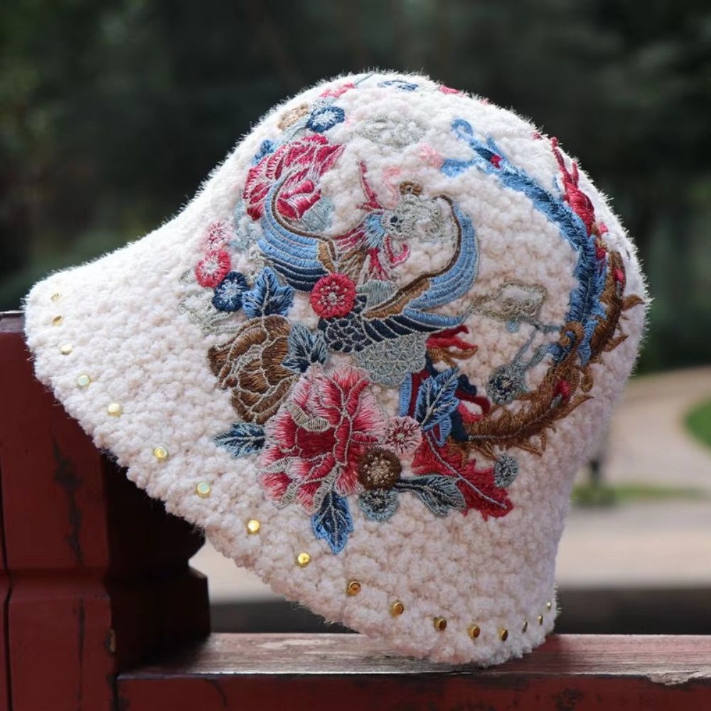 Bonnets vintage coupe-vent pou - Winter Ethnic Fashion For Women avis et prix