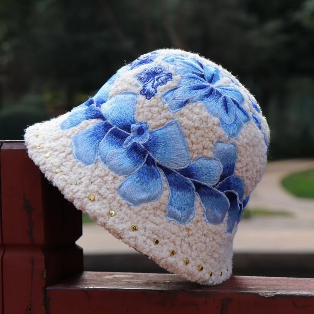 Bonnets vintage coupe-vent pou - Winter Ethnic Fashion For Women avis et prix