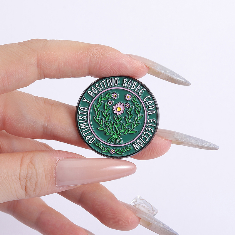 Broches en émail avec citation - Ethnic Fashion Quotes avis et prix